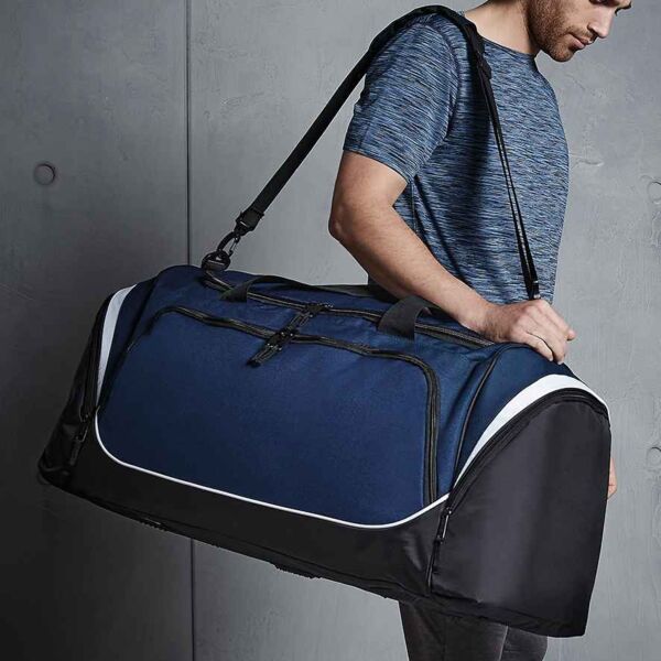 Quadra Pro Team Jumbo Kit Bag Thumbnail